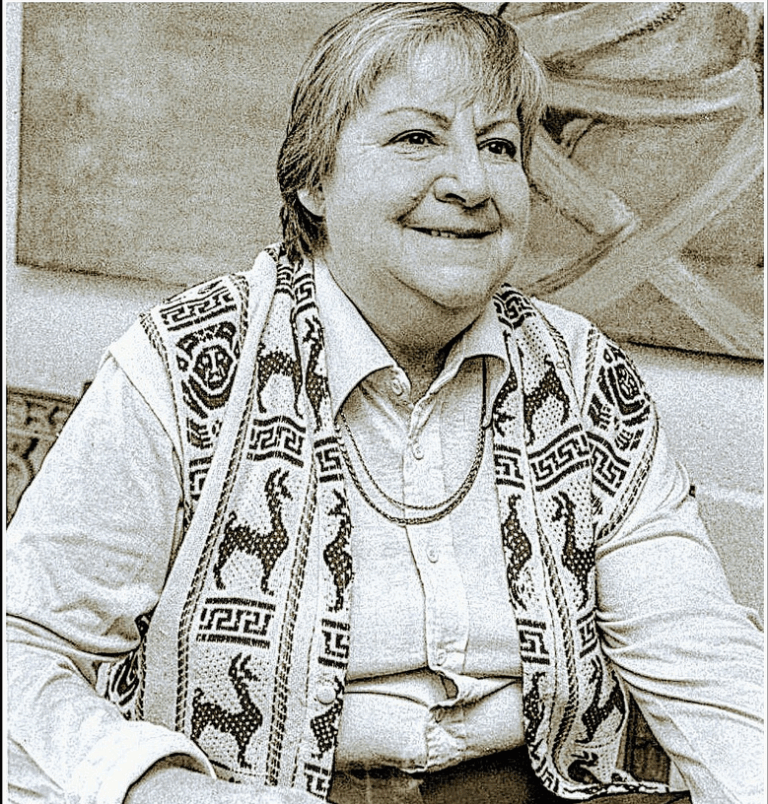 NUESTRA AMIGA GLORIA FUERTES