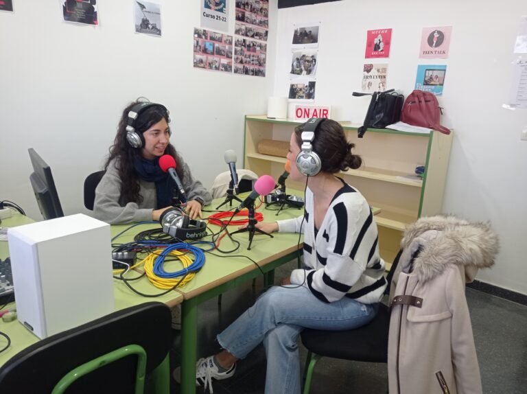 LA MUJER EN LA CIENCIA