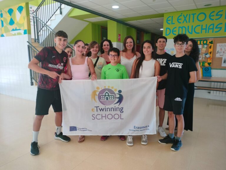 *Nuestro proyectos Etwinning en la onda*
