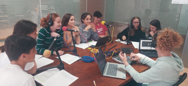 “Descifrando la letra” (Sexismo y denuncia en la música)