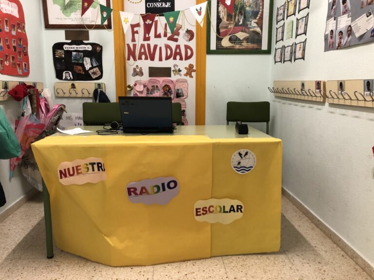 RADIO POR NAVIDAD