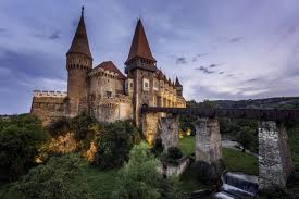 Ciclo de conferencias en el aula: "Leyendas de Transilvania". 6ªA