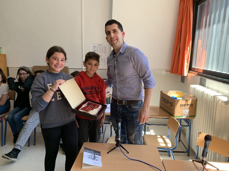 Entrevista al poeta Luís Gualda