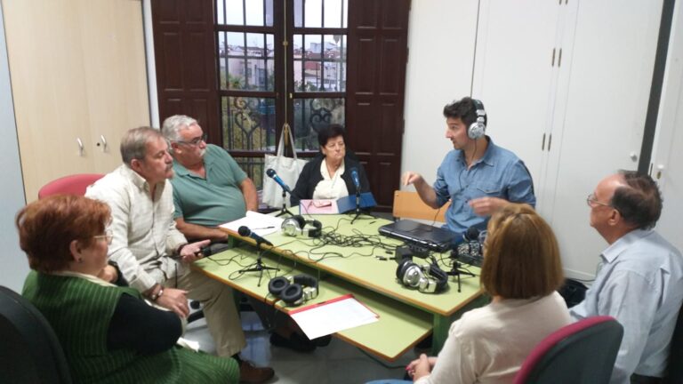 "El tren de la experiencia". Magazine realizado por el alumnado del Centro de Adultos de Salteras.