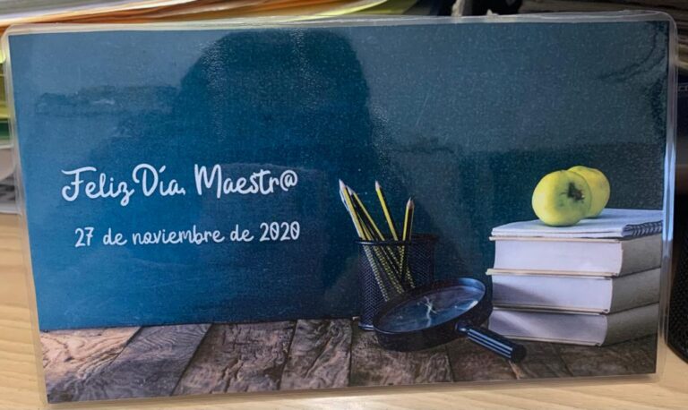 ENTREVISTA A UN MAESTRO DEL COLEGIO POR LOS ALUMNOS DE 4º