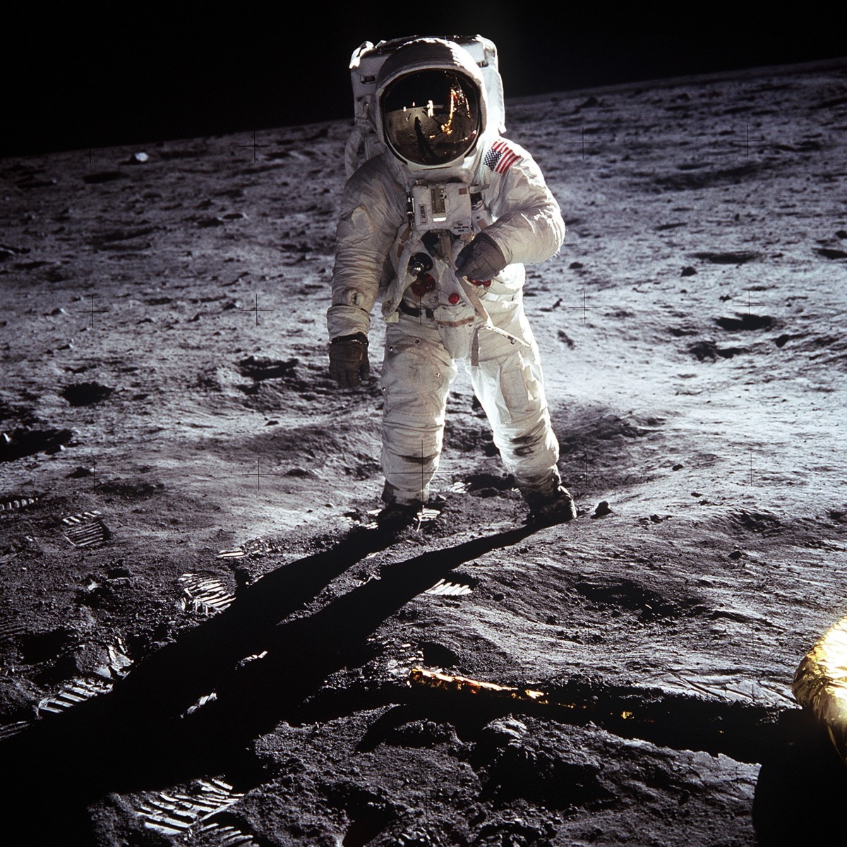 PRIMER VIAJE A LA LUNA