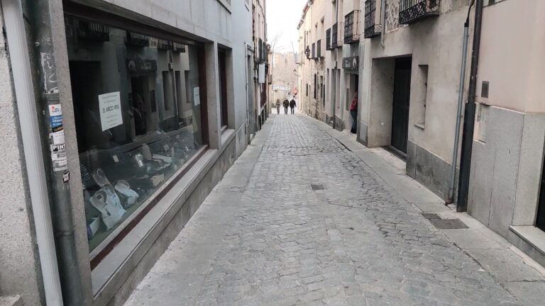 CALLE BRACAMONTE - ÁVILA
