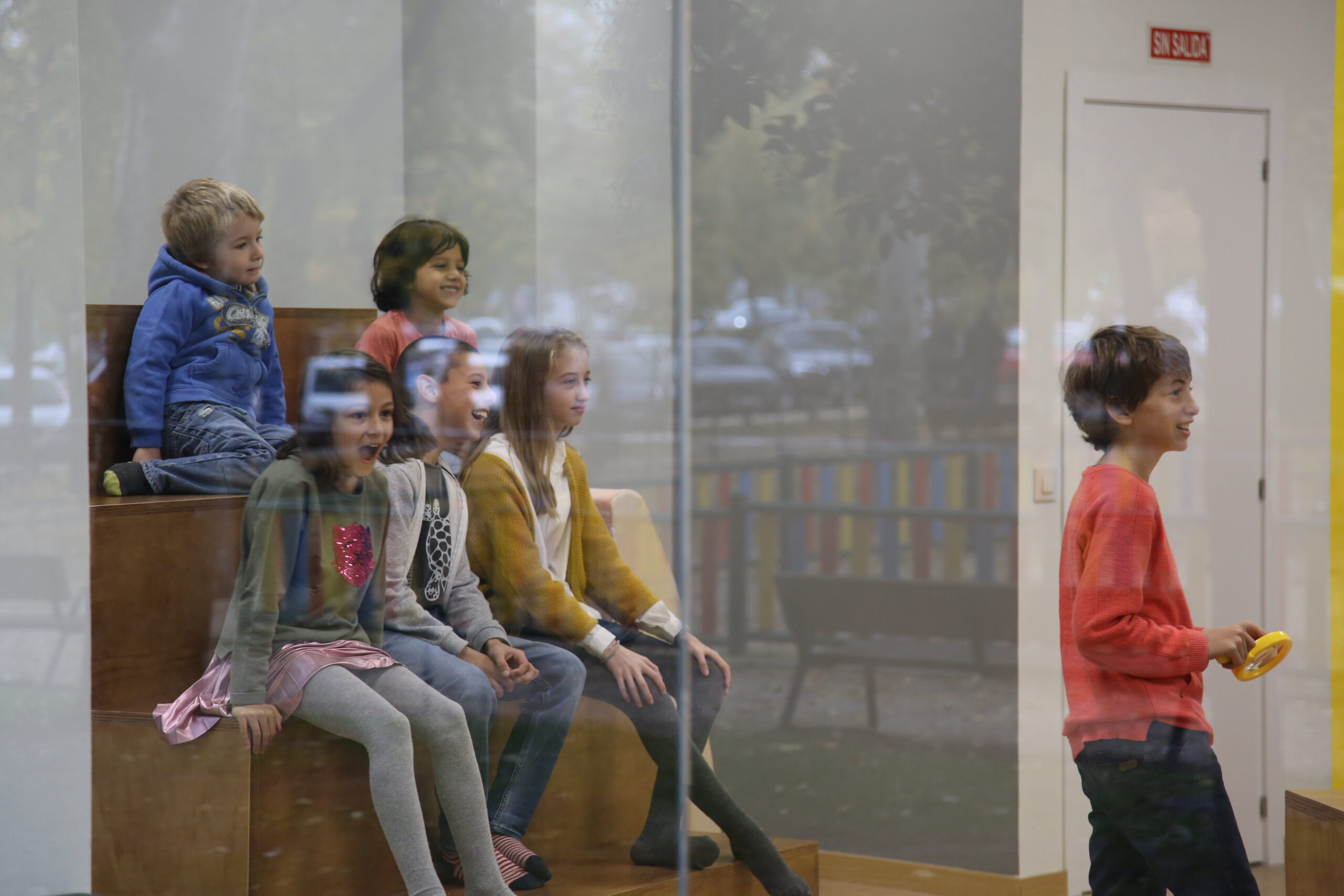 canal-background banner-canal