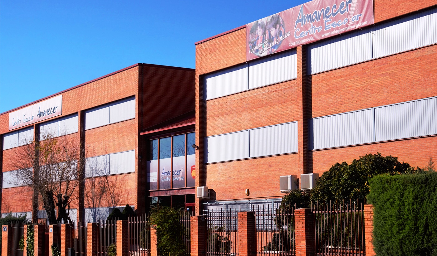 NUESTRO GRAN COLEGIO AMANECER
