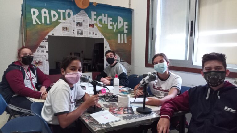 Música al descubierto