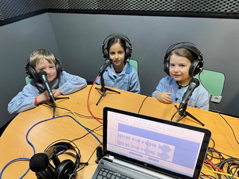 EL RUIDO DEL PATIO "San Antón"