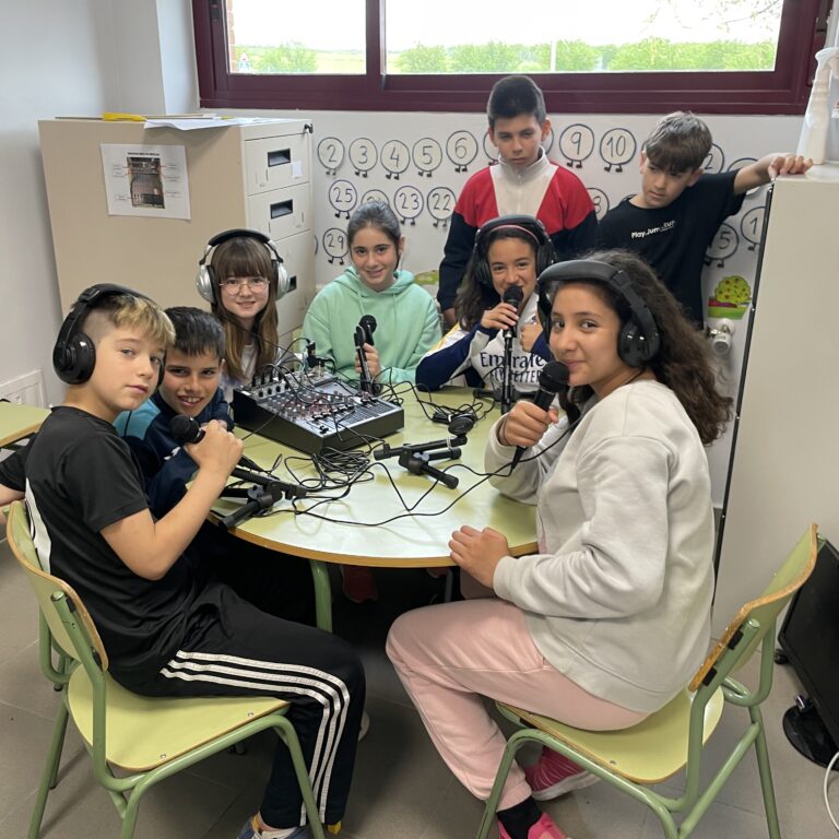 EL COLE DE NUESTROS ABUELOS. Radio Villamiel