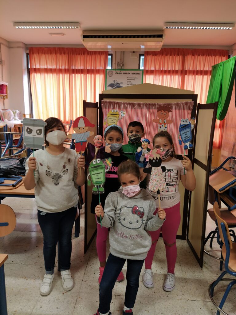 La Magia de Reciclar- Dramatización con marionetas.