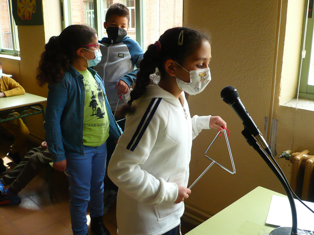 FICCIÓN SONORA "LA BRUJA LEOPOLDINA" CEIP MIGUEL DE CERVANTES. VALLADOLID