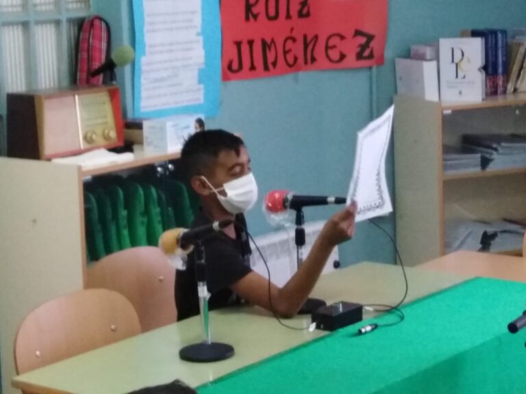 Cuenta con nuestros cuentos: El monstruo y el pingüino.