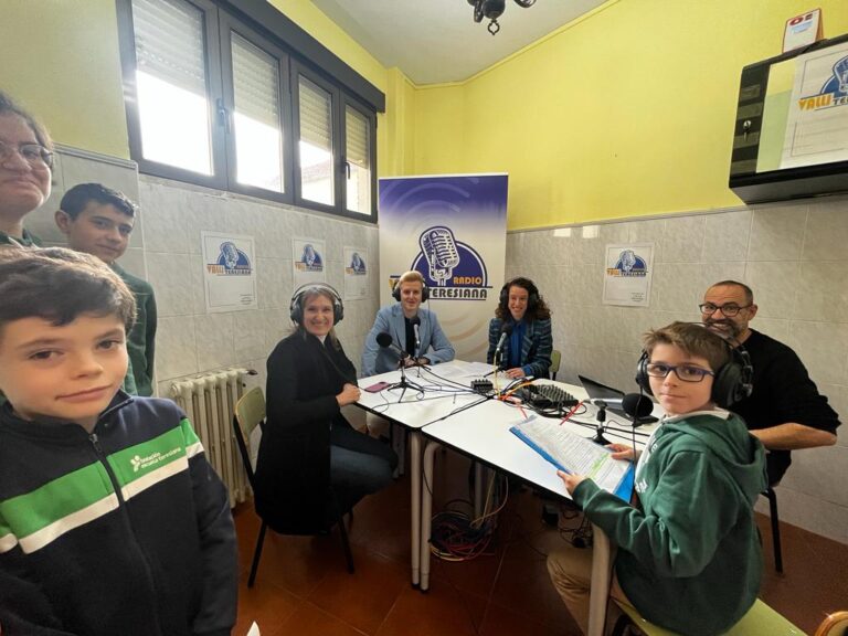 Entrevista a la Consejera de Educación Rocío Lucas Navas