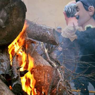 Ambrosio en las Hogueras de Santa Lucia