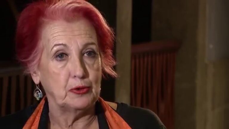 Rosa María Calaf da la bienvenida a RADIO OESTE