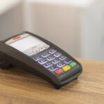 Otras opciones de financiación personal: Las tarjetas comerciales y créditos rápidos y minipréstamos