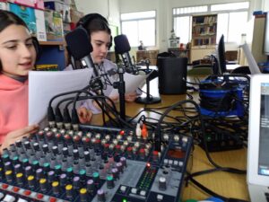 Escuchar podcast RADIO EXPLORADORES_ ALHENDIN_CUENTACUENTOS_MAGICO