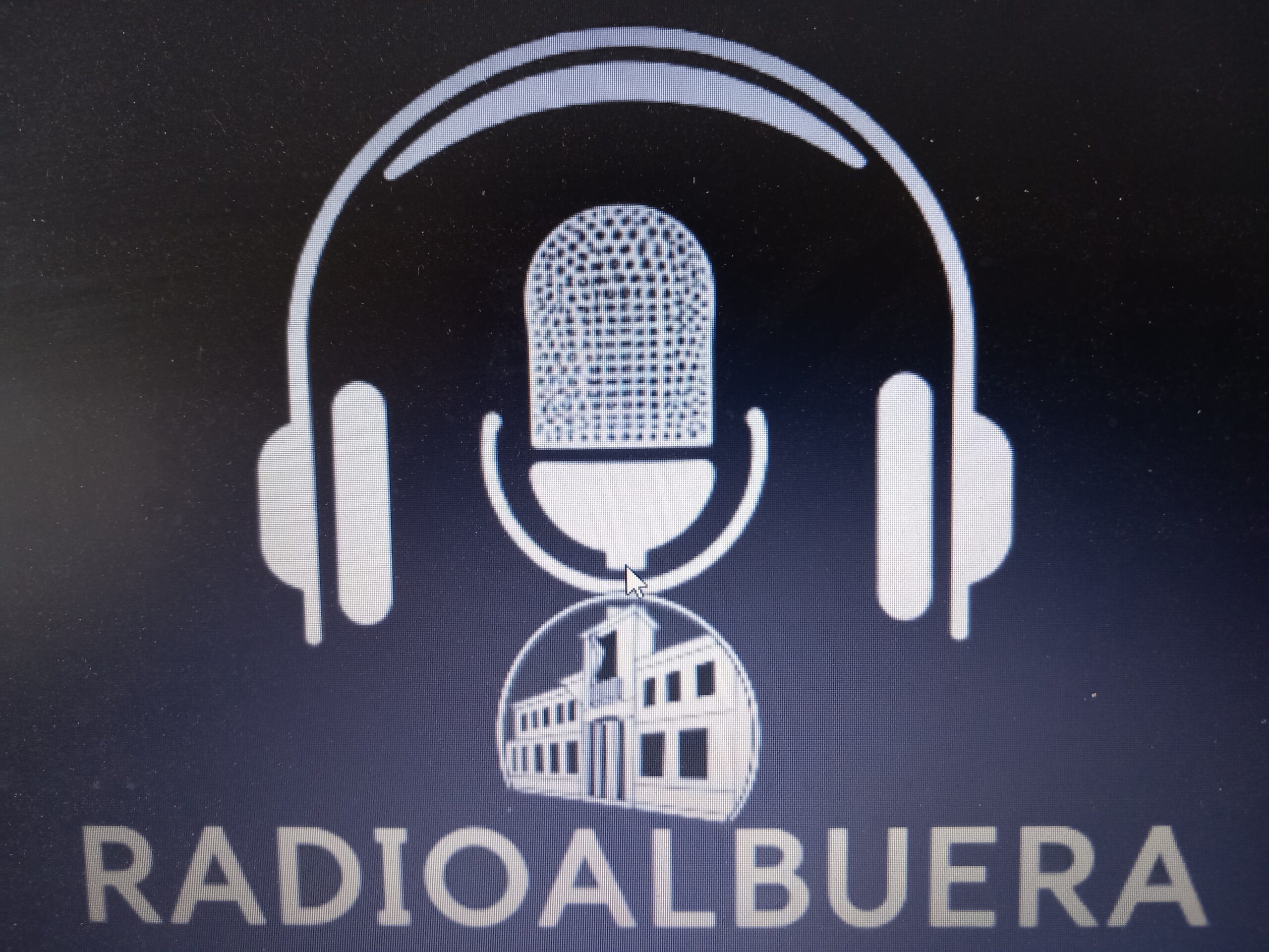 Escuchar podcast Hombres mono