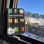 Escuchar podcast Recomendación literaria de «Desconocidos» de David Lozano