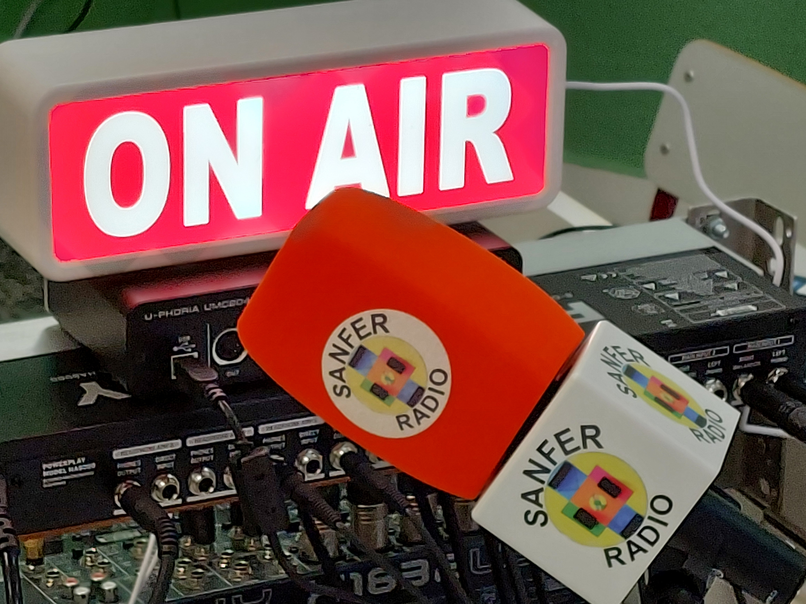 Escuchar podcast La rebelión del patio