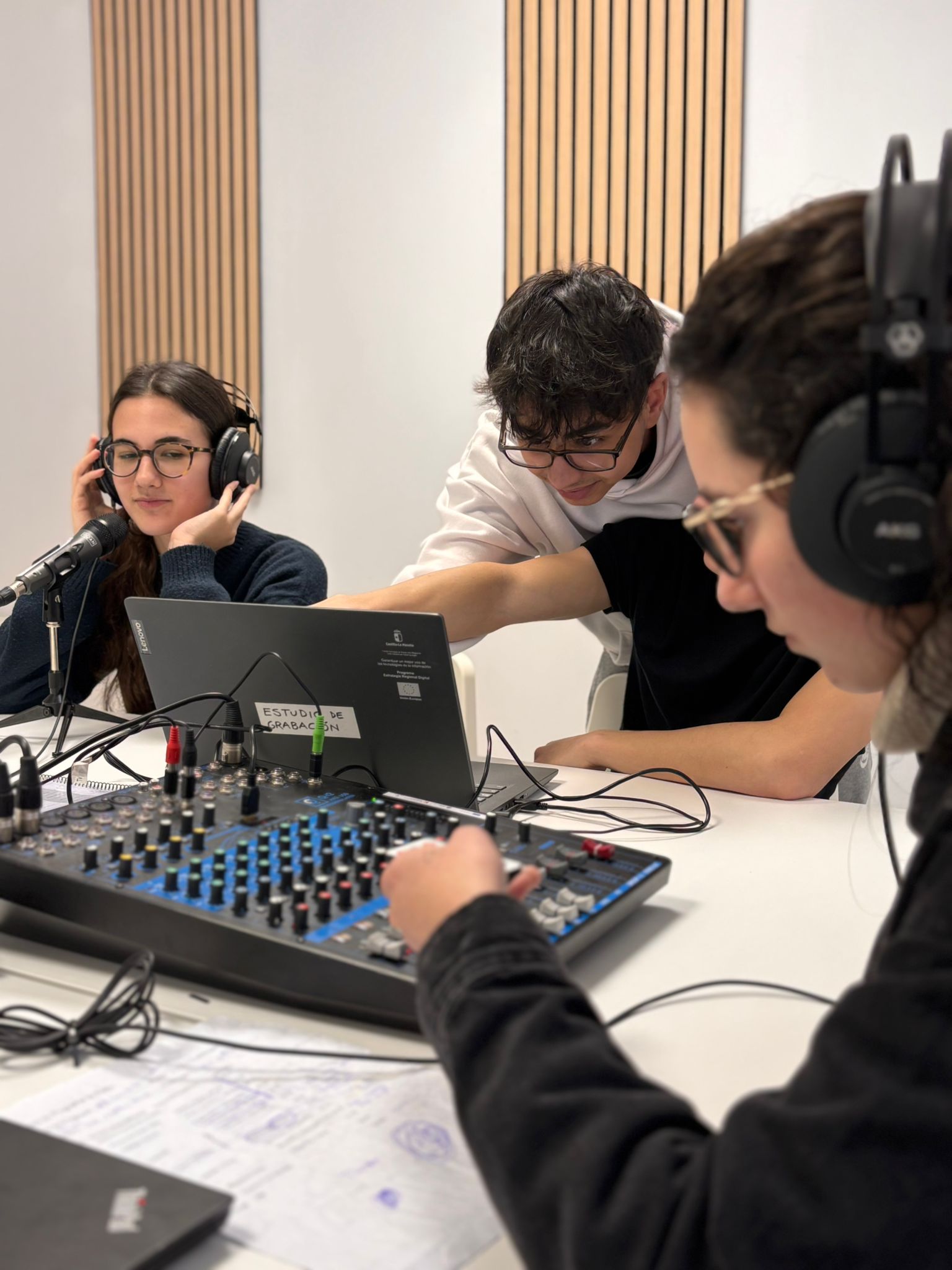 Escuchar podcast PROBLEMAS MEDIOAMBIENTALES