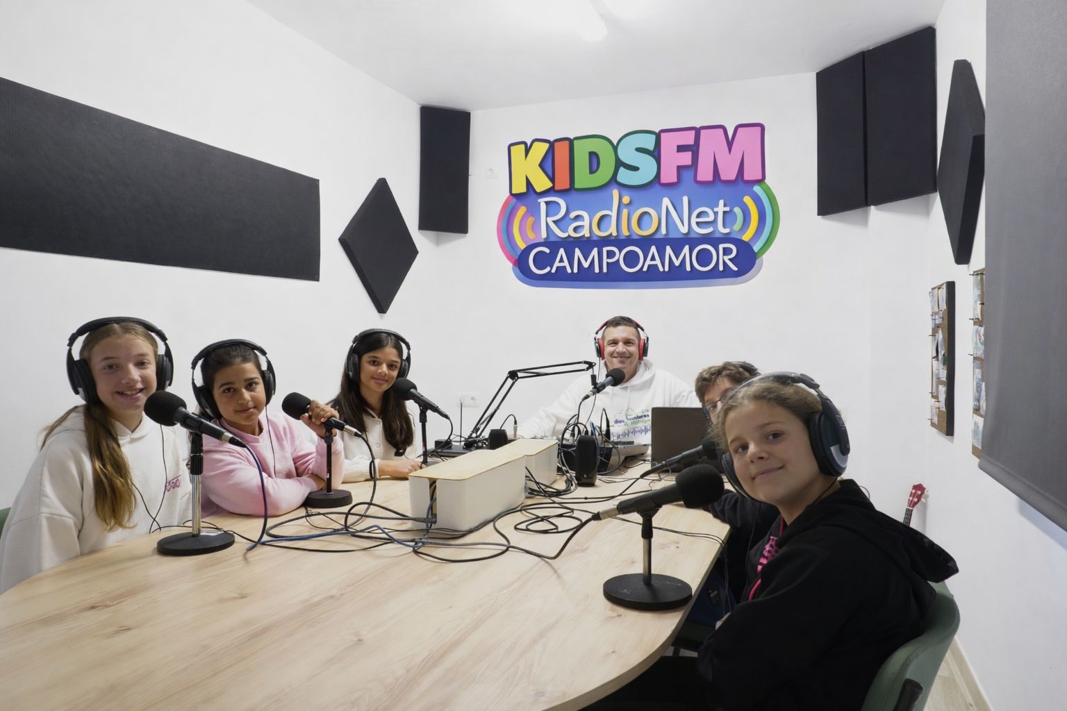 Escuchar podcast Raíces con duende, poema sonoro sobre El Flamenco.
